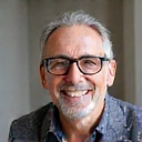 Retrato de Javier P., sonriendo